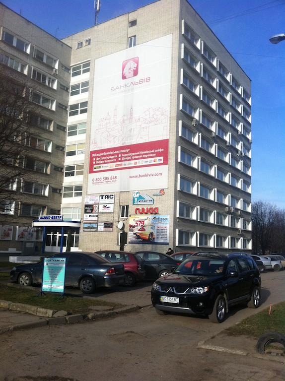 Molodizhniy Hostel Lemberg Exterior foto